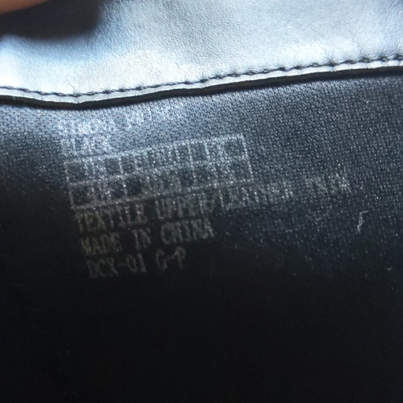 Kenneth Cole Reaction Boots - Picture 8 of 8